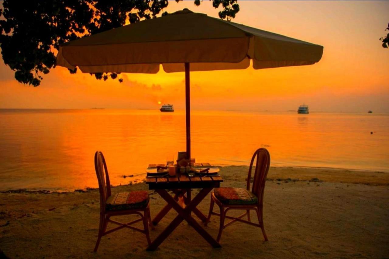 Sunset Beach View Dhangethi Eksteriør bilde